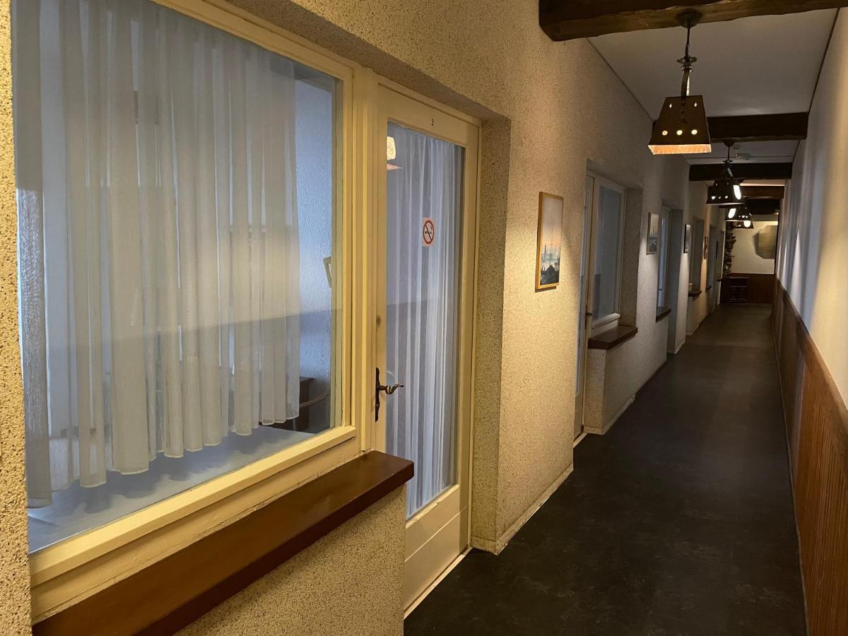 Hôtel Gasthof Zum Baren à Gernrode  Extérieur photo